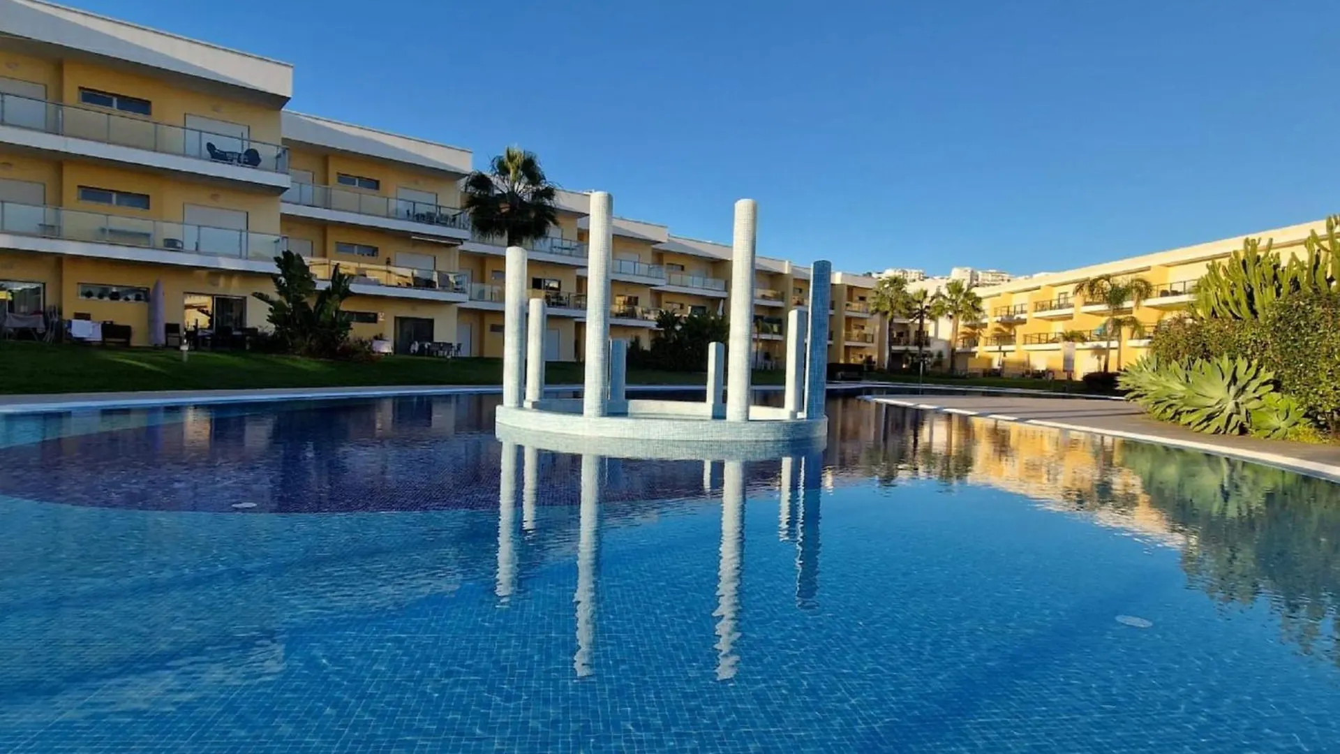 Apartment Jardins Marina T2 By Interhome Αλμπουφέιρα